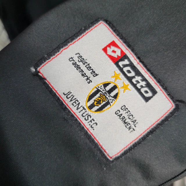 Retro Juventus 2001-2002 - Away