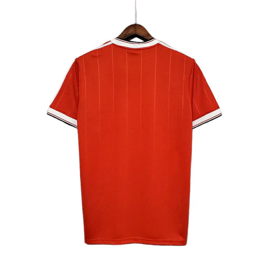 Manchester United 1983/1984 Retro Shirt
