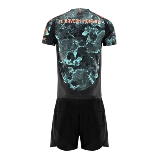 Conjunto Infantil Bayern de Munich 24-25 - Away