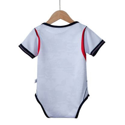 Body Bebé England 26/27 - Home