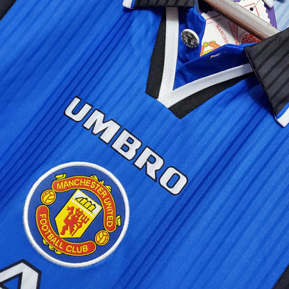 Manchester United 1996/1997 Retro Shirt (Blue)