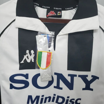 Retro Juventus 1997-1998 - Home