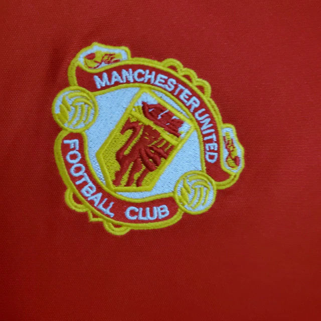 Manchester United 1985/1986 Retro Shirt