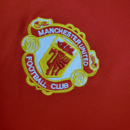 Manchester United 1985/1986 Retro Shirt
