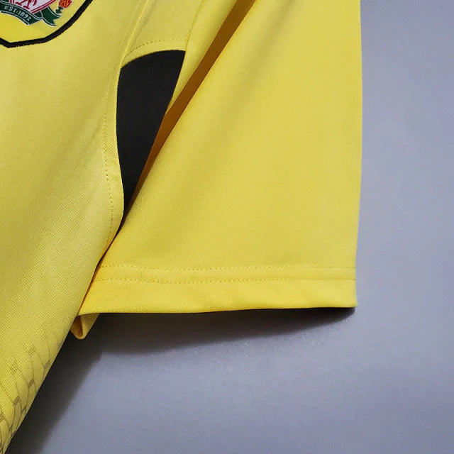 Liverpool 2004/2005 Retro Shirt