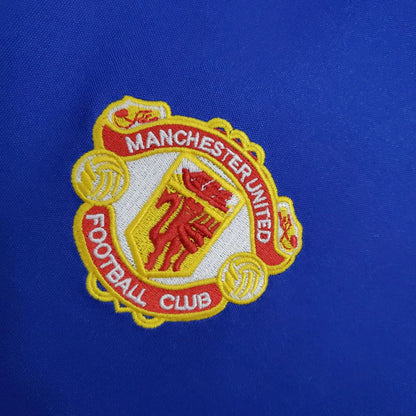 Manchester United 1985/1986 Retro Shirt (Blue)