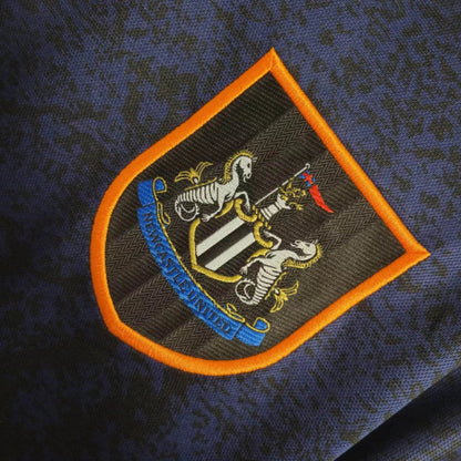 Retro Newcastle United 97-98 - Away