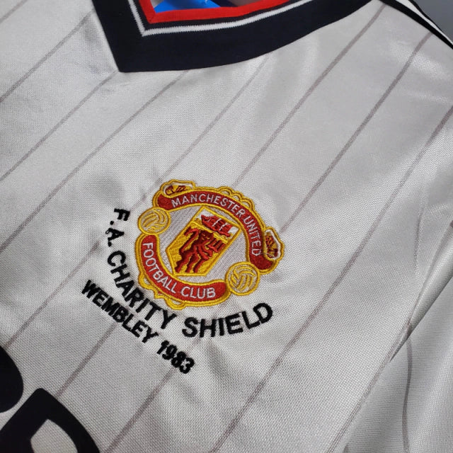 Retro Manchester United 1983 - Away