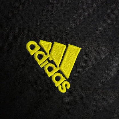 Retro Liverpool 2010-2011 - Away