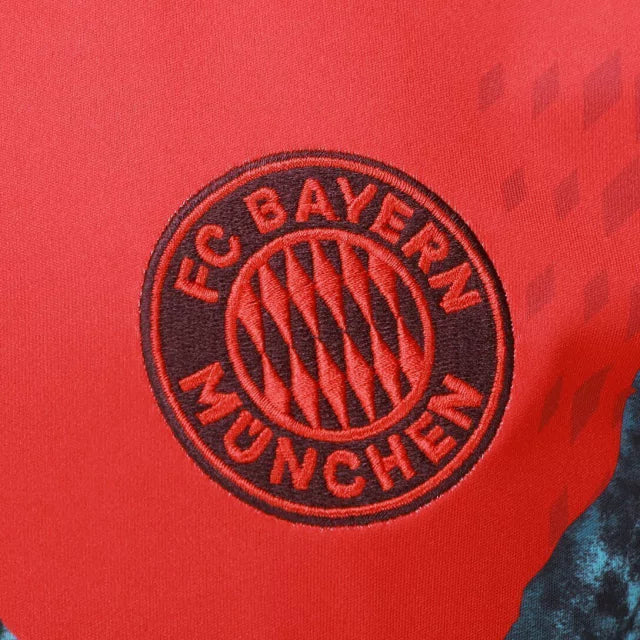 Bayern de Munique 25/26 Pre-Match Shirt (Red/Black/Green)