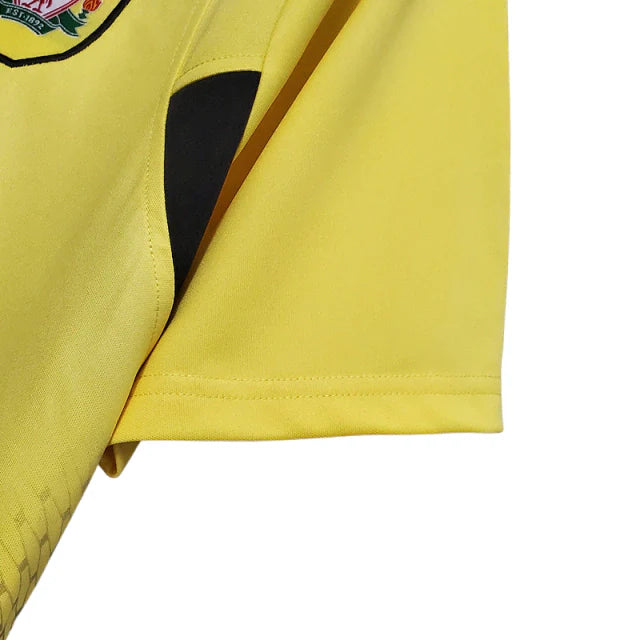 Liverpool 2004/2005 Retro Shirt
