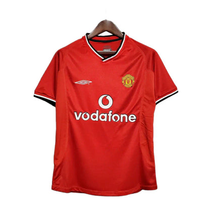 Manchester United 2000/2001 Retro Shirt