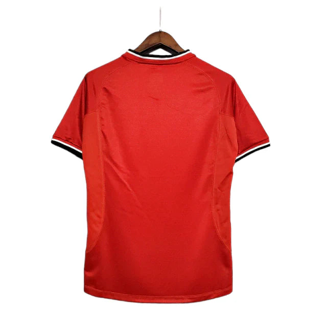 Manchester United 2000/2001 Retro Shirt