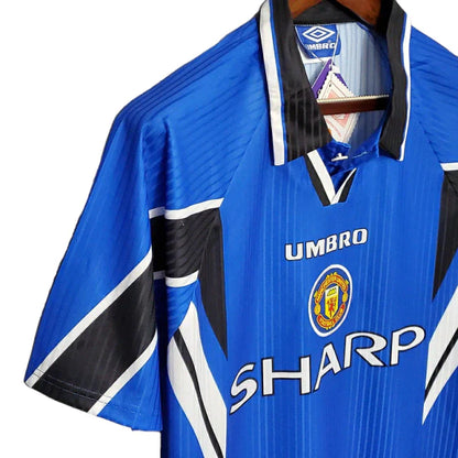 Manchester United 1996/1997 Retro Shirt (Blue)