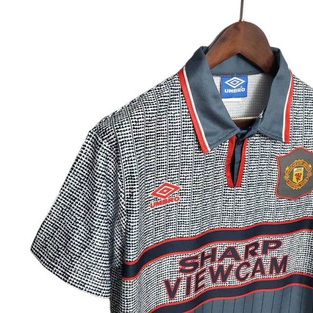 Manchester United 1995/1996 Retro Shirt