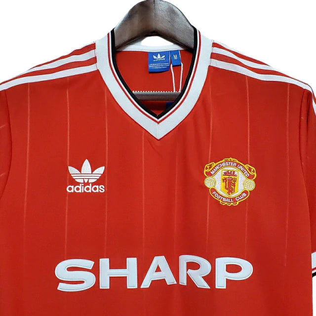 Manchester United 1983/1984 Retro Shirt
