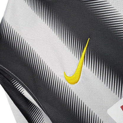 Juventus 2011/2012 Retro Shirt