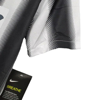 Juventus 2011/2012 Retro Shirt
