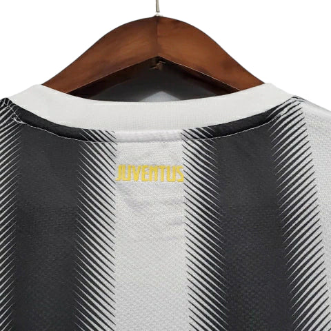 Juventus 2011/2012 Retro Shirt