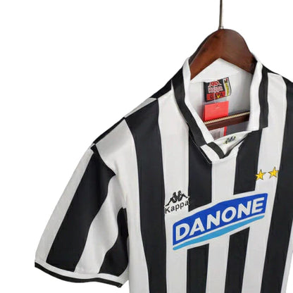Retro Juventus 1994-1995 - Home