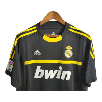 Real Madrid 11/12 Goalkeeper Retro Shirt (Yellow)