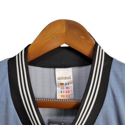 Retro Newcastle 1995-1996 - Away