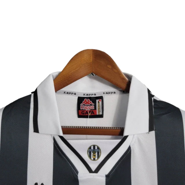 Juventus 1995/1997 Home Retro Shirt
