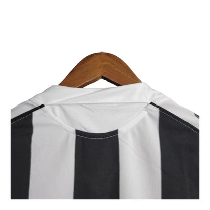 Retro Newcastle 04-06