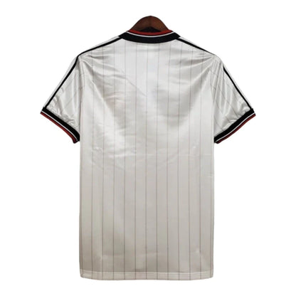 Retro Manchester United 1983 - Away