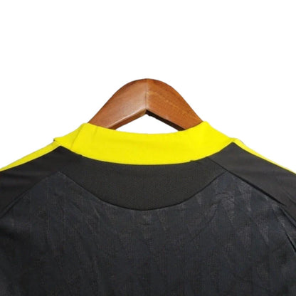 Retro Liverpool 2010-2011 - Away