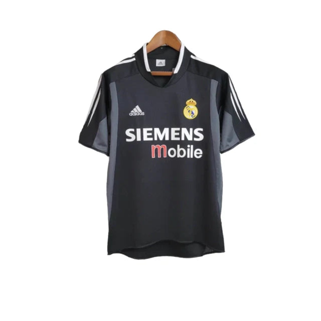 Real Madrid 2004/2005 Retro Shirt