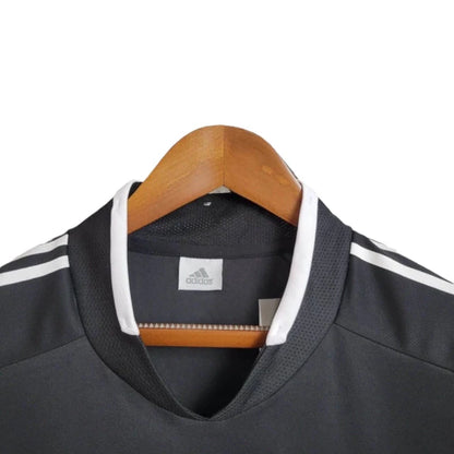 Real Madrid 2004/2005 Retro Shirt