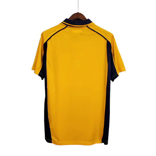 Liverpool 2000/2001 Retro Shirt